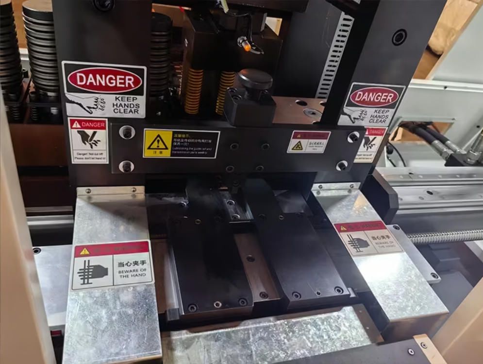 Vzorky zpracování měděných tyčí